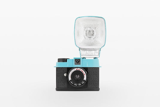 Half-frame Lomourette & Flash Standard
